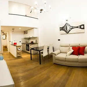 Triangolo D'oro Génova